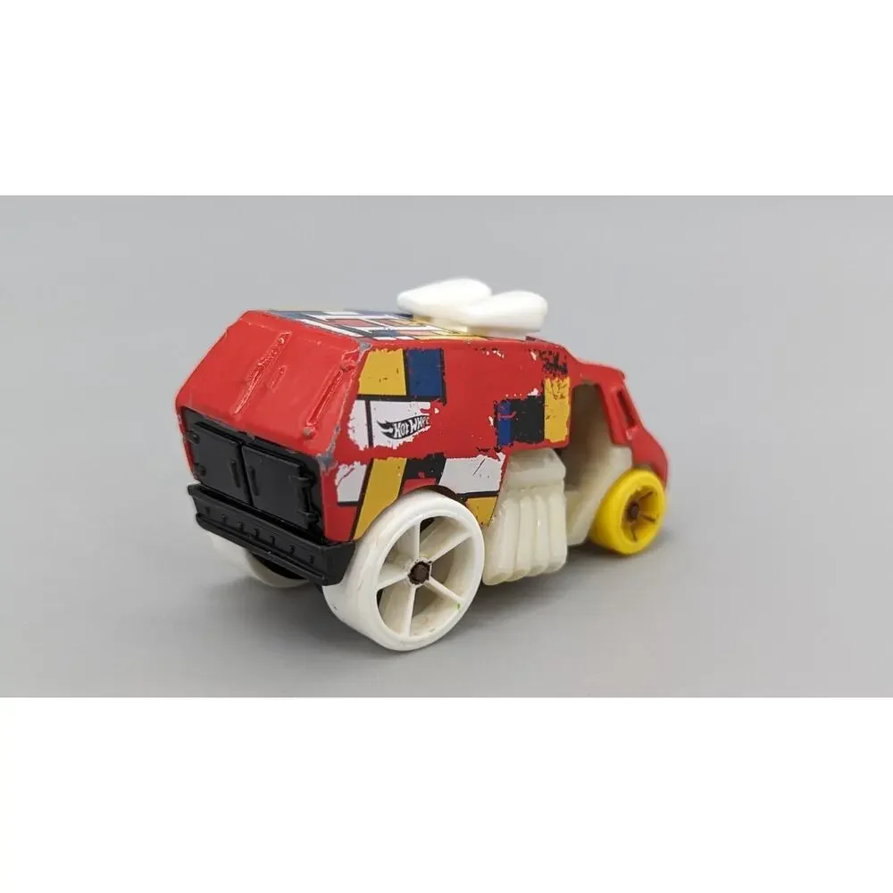 Mattel Hot Wheels Cool One 2004 Red Van 1:64 Diecast Car